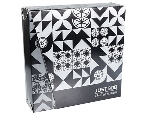 packaging of kit Black Friday with buds of CBD weed
