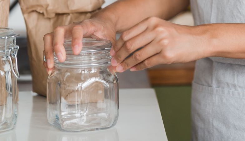 Airtight container for hashish