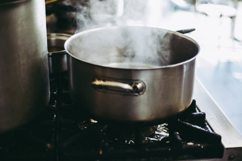 Boiling water pot